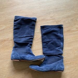 Blue ugg boots